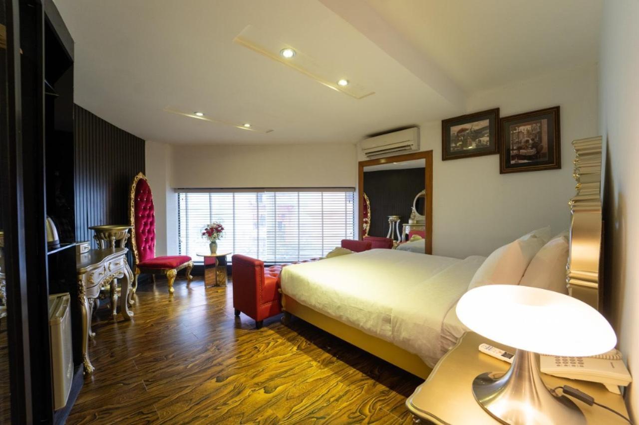 The White Hotel 8A Thai Van Lung Πόλη Χο Τσι Μινχ Εξωτερικό φωτογραφία