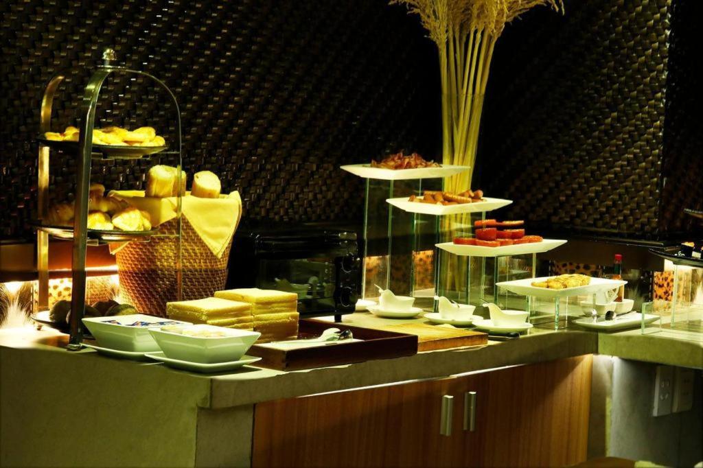 The White Hotel 8A Thai Van Lung Πόλη Χο Τσι Μινχ Εξωτερικό φωτογραφία