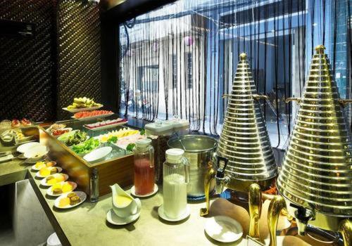 The White Hotel 8A Thai Van Lung Πόλη Χο Τσι Μινχ Εξωτερικό φωτογραφία